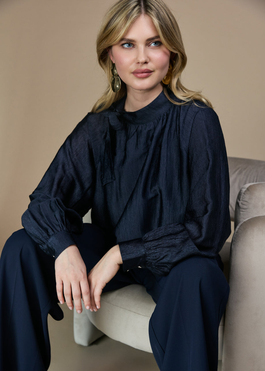 Phoebe Broek - Midnight Blue